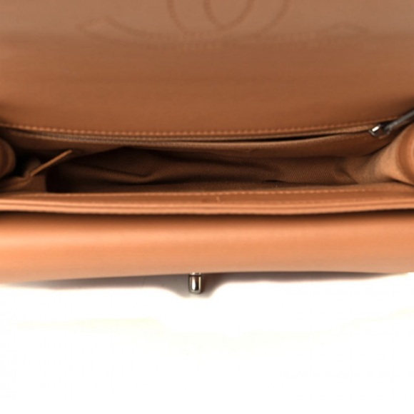 Chanel Tan Coco Eyelets Quilted Lambskin Crossbody Bag with Chain Strap - Picture 5 of 10